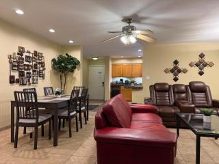 4 Bedrm 2 Ba Office WiFi Hiking House Central Phx - Phoenix - 9