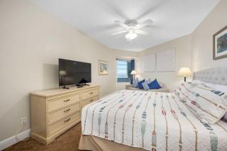 Beachfront Luxury Villa Ocean Walk Resort Daytona - Daytona Beach - 2