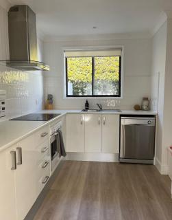 Som House 2 - Shoal Bay - 9