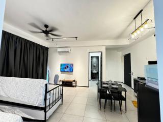 Charming Haven- Relaxing Retreat Nearby Airpor 10pax - George Town - 3