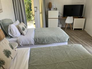 Peninsula Beach Motel - Rosebud - 7