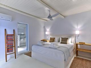 Beachhouse Small Santa Maria by Naoussa Direct Beach Access - Santa Maria - 6