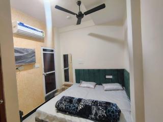 Welcome guest house - Ujjain - 5