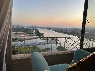 برج نايل كينج علي النيل شارع البحر الأعظم - Cairo - 9