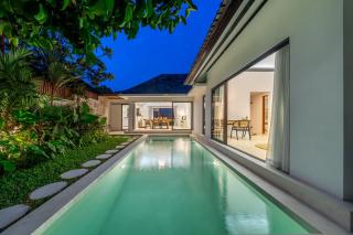 Niki - Serenity and Elegance - Villa in Ubud with Panoramic Temple Views - Ubud - 0