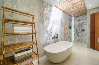 Niki Villa-Panoramic Temple Views in Ubud - Ubud - 1