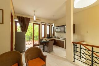 Family Only Private Pool Villa - De Reiz Mawar Syariah 3BR - Bandung - 7