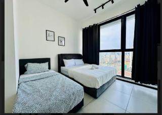 galaxy 3br apartment comfort family stay city view 10pax - George Town - 0