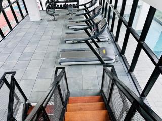 galaxy 3br apartment comfort family stay city view 10pax - 4