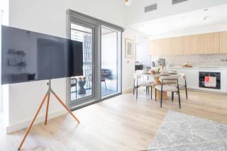 Frank Porter - Cayan Tower - 9