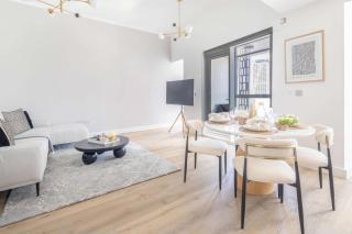 Frank Porter - Cayan Tower - 8