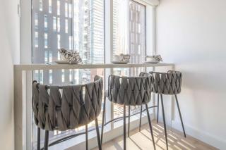 Frank Porter - Cayan Tower - 4