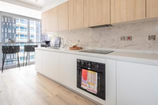 Frank Porter - Cayan Tower - 2