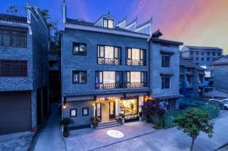 Fenghuang Green Dream Leisurely Hotel - Fenghuang - 0
