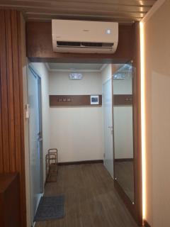 Cozy & Stylish Container Stay Near City Center - Cagayan de Oro - 9