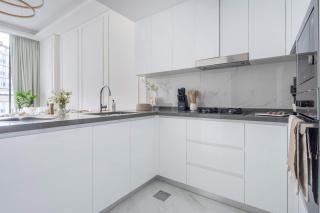 Frank Porter - Samana Park Views - 2