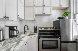 Jazz Haven Spacious 3BR Condo - 4