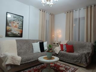 Agradable casa con zona de relax y aparcamiento - 6