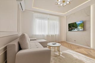 Elegant 1BR Apt with AC - Bratislava - 0