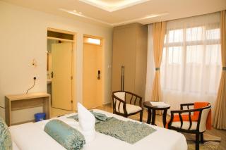 Adeea Suites - - 9