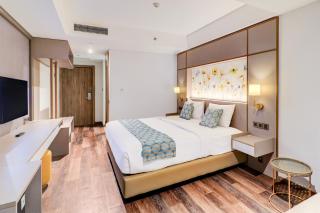 Sunday Hotel Arshika Sunset Road - 3