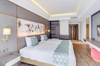 Sunday Hotel Arshika Sunset Road - Kuta - 2