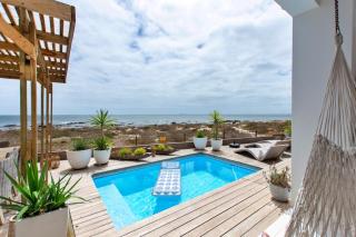 105 on Beach, Flamingo Room - Stompneusbaai - 4