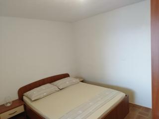 Apartmani Edi - Gdinj - 7