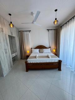 Beach Breeze 001 - Mombasa - 2