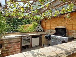 Hamble Riverside Cottage - 4