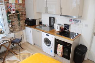 Stylish studio - private bathroom, 15mins to Central London! - Londra - 4
