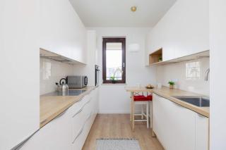 Family Apartment with Air Conditioning and Parking in Warsaw's Mokotów District by Noclegi Renters - Varsavia - 8
