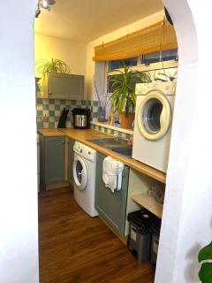 Cosy Ground Floor Apartment With Fantastic Transport Links - Nottingham - 1