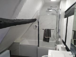 Dares Farmhouse - Farnham - 7