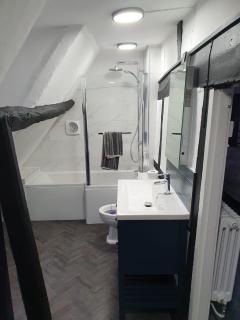 Dares Farmhouse - Farnham - 6