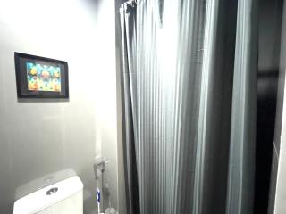 1 Bedroom Condo in Makati Central Business District - Manila - 8