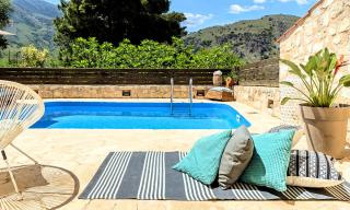 Apple Green Villa Privater Pool - Kournás - 6