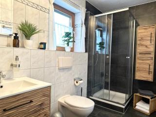 Seehaus Aachblick, Exklusive Appartements und Ferienwohnungen - Uhldingen-Mühlhofen - 8