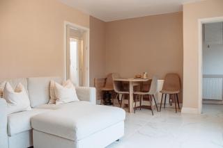 Modern 1-Bed House with Parking Near Kirkstall - Horsforth - 6