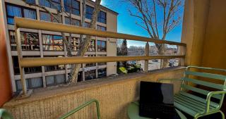 Private Parking - Balcony - View of the Remparts! - Avignon - 6