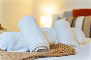 Cozy and Quiet Central 2 minutes walk from Main Street flat w Garden - Londra - 2