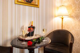 Hotel Brilliant Plaza - 6