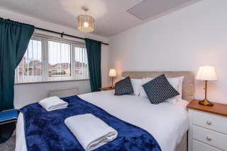 5-Bedroom House in Central Nottingham - Sleeps 9 - 3