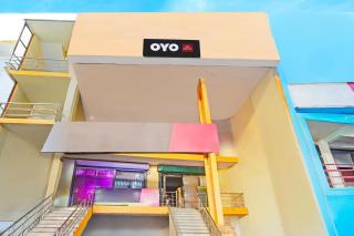 Hotel O Golden Sky - Noida - 9
