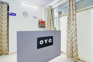 Hotel O Golden Sky - Noida - 4