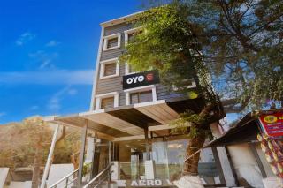 Hotel O Airport villa - New Delhi - 0