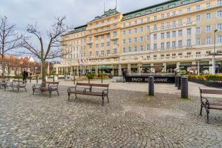 Unique Historic Palace Apartment - Bratislava - 8