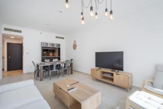 StayShort - Elegant 1-Bedroom Apartment for 4 in Dubai Marina - 1