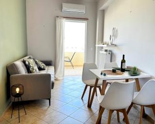 Son of the Beach Apartment - 20sec walk to beach - Chania - 9
