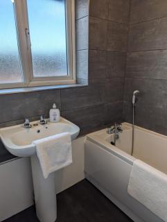 Coastal Haven 4 Bedroom - South Shields - 1